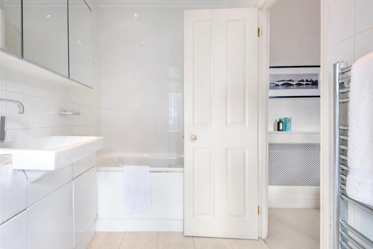 לונדון Classy And Spacious One Bedroom Flat In Amazing Location מראה חיצוני תמונה
